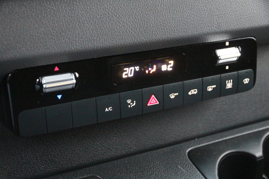 Mercedes-Benz Sprinter 319 3.0 CDI V6 | Aut. | 2x Schuifdeur | 3.5t trekgewicht | Standkachel | Clima.. 15