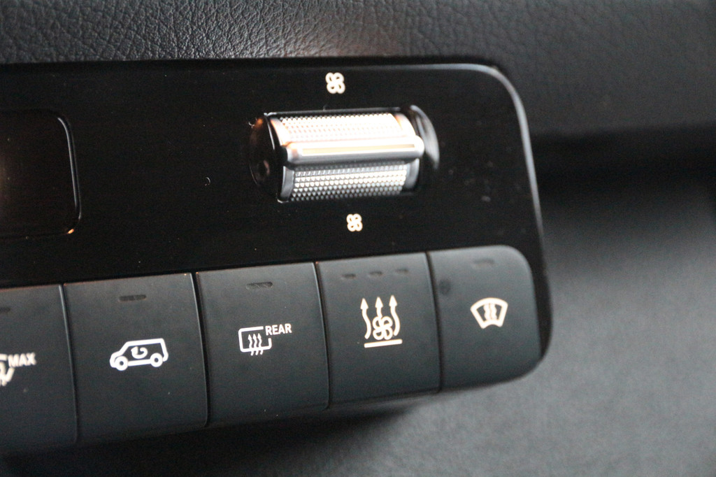 Mercedes-Benz Sprinter 319 3.0 CDI V6 | Aut. | 2x Schuifdeur | 3.5t trekgewicht | Standkachel | Clima.. 17