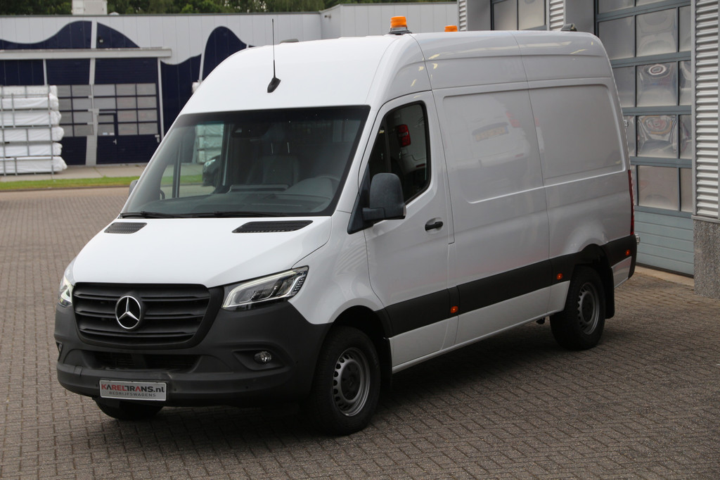 Mercedes-Benz Sprinter 319 3.0 CDI V6 | Aut. | 3.5t trekgewicht | L2H2 | Cruise | Clima.. 11