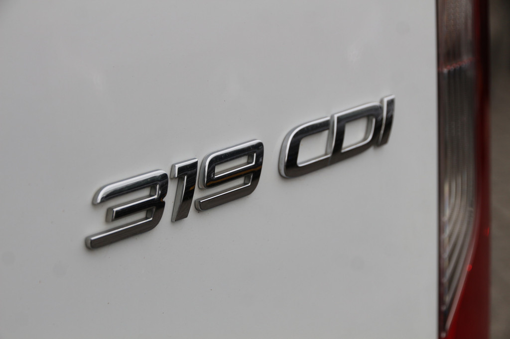 Mercedes-Benz Sprinter 319 3.0 CDI V6 | Aut. | 3.5t trekgewicht | L2H2 | Cruise | Clima.. 19