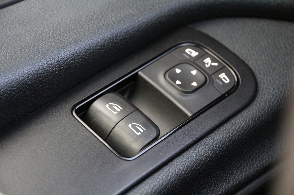 Mercedes-Benz Sprinter 319 3.0 CDI V6 | Aut. | L2H1 | Navi | Camera | Clima.. 17