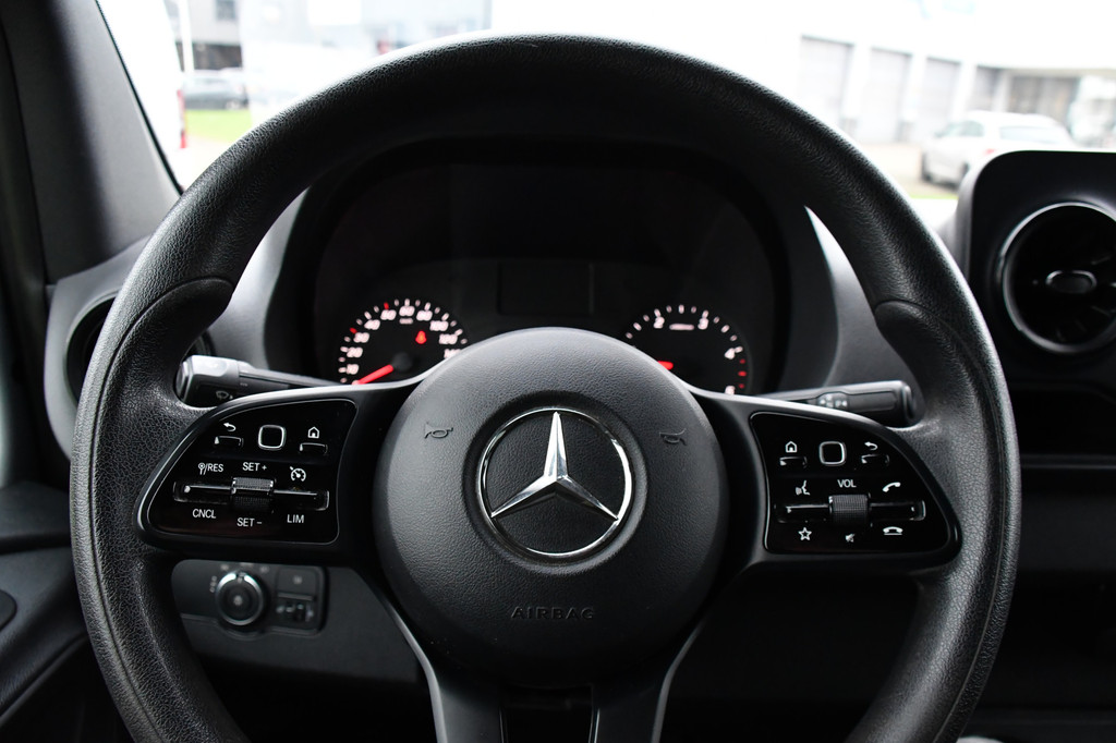 Mercedes-Benz Sprinter 319 3.0 V6 CDI L2H1 DC PB Edition Camera, Cruise, Carplay, NAVI, 190pk, Automaat, Multimedia, Uniek! 16