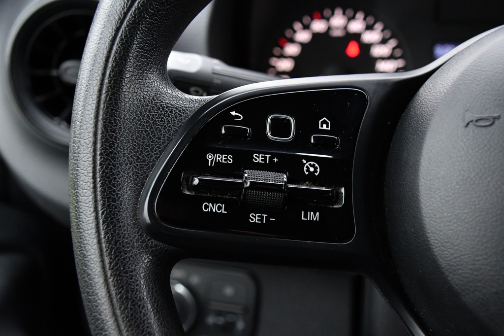 Mercedes-Benz Sprinter 319 3.0 V6 CDI L2H1 DC PB Edition Camera, Cruise, Carplay, NAVI, 190pk, Automaat, Multimedia, Uniek! 19