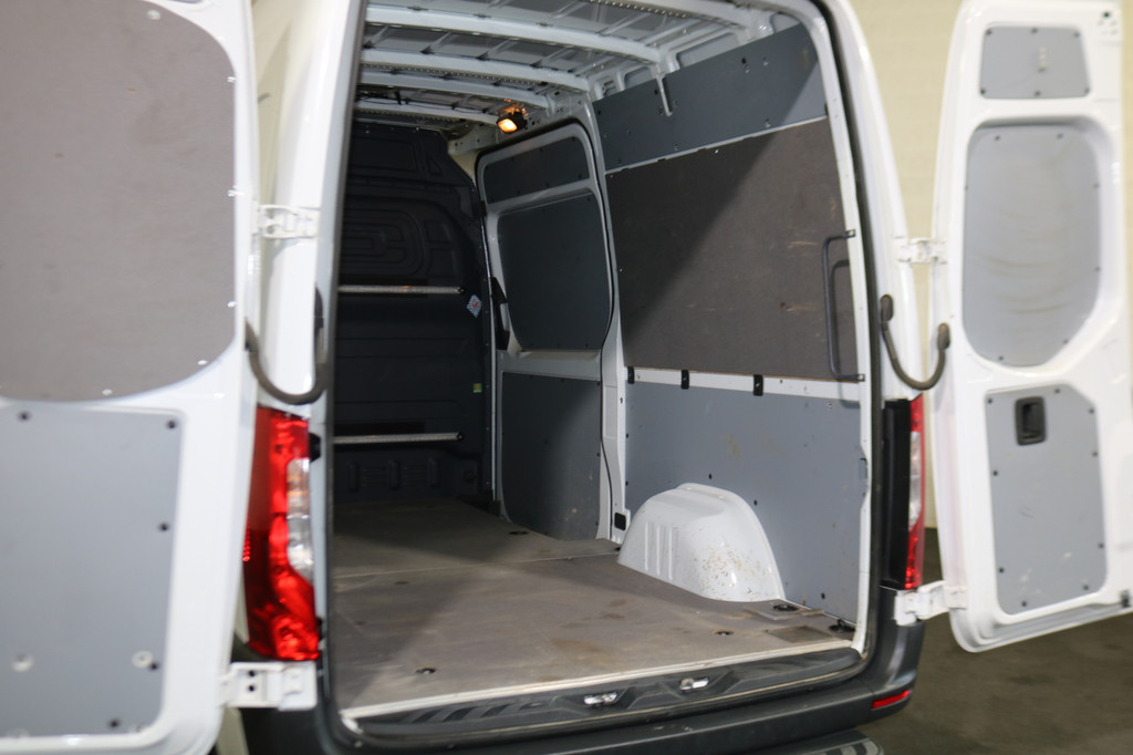 Mercedes-Benz Sprinter 319 3.0 V6 CDI L2 H2 Automaat Airco Navigatie Camera 14