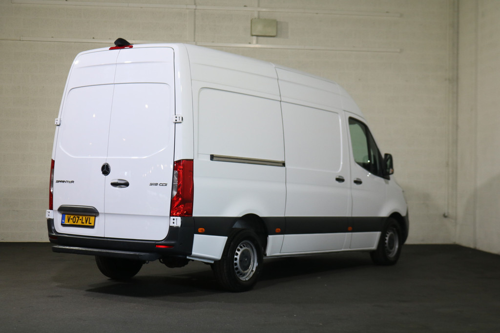 Mercedes-Benz Sprinter 319 3.0 V6 CDI L2 H2 Automaat Airco Navigatie Camera 7