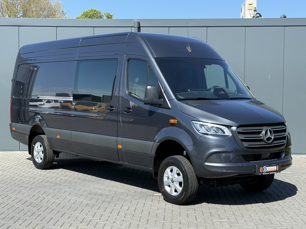 Mercedes-Benz Sprinter 319 CDI 191 PK 4x4 AUTOMAAT FACELIFT BPM VRIJ !! / L3H2 / STUUR EN STOELVERWARMING / 2.8 TONS TREKHAAK / CAMERA / ADAPTIVE CRUISE / AIRCO......... ZEER COMPLEET !! 4
