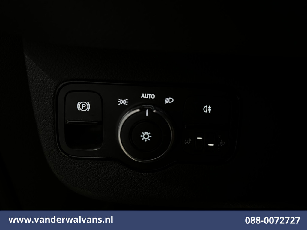 Mercedes-Benz Sprinter 319 CDI 191pk 3.0L V6 L3H2 Euro6 Airco | Camera | Navigatie | Chauffeursstoel | Apple Carplay Cruisecontrol, Android Auto, Stoelverwarming, 270gr Achterdeuren, Bijrijdersbank 20