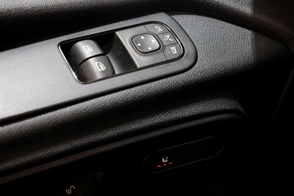 Mercedes-Benz Sprinter 319 CDI 3.0 V6 190pk 7G Automaat L2H2 Airco/Navi/Camera 08-2021 17