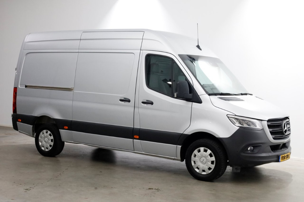 Mercedes-Benz Sprinter 319 CDI 3.0 V6 190pk E6 7G Automaat LED/Camera/Navi Trekhaak 3500kg 10-2019 10