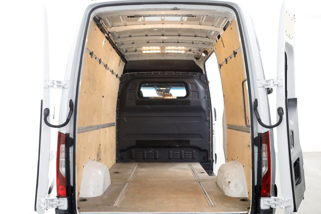 Mercedes-Benz Sprinter 319 CDI 3.0 V6 190pk E6 L2H2 7G Automaat LED/Camera/Trekhaak 3500kg 02-2019 5