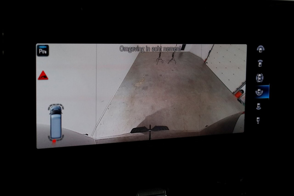 Mercedes-Benz Sprinter 319 CDI 3.0 V6 190pk L2H2 7G Automaat LED/360° Camera/Standkachel 01-2021 18