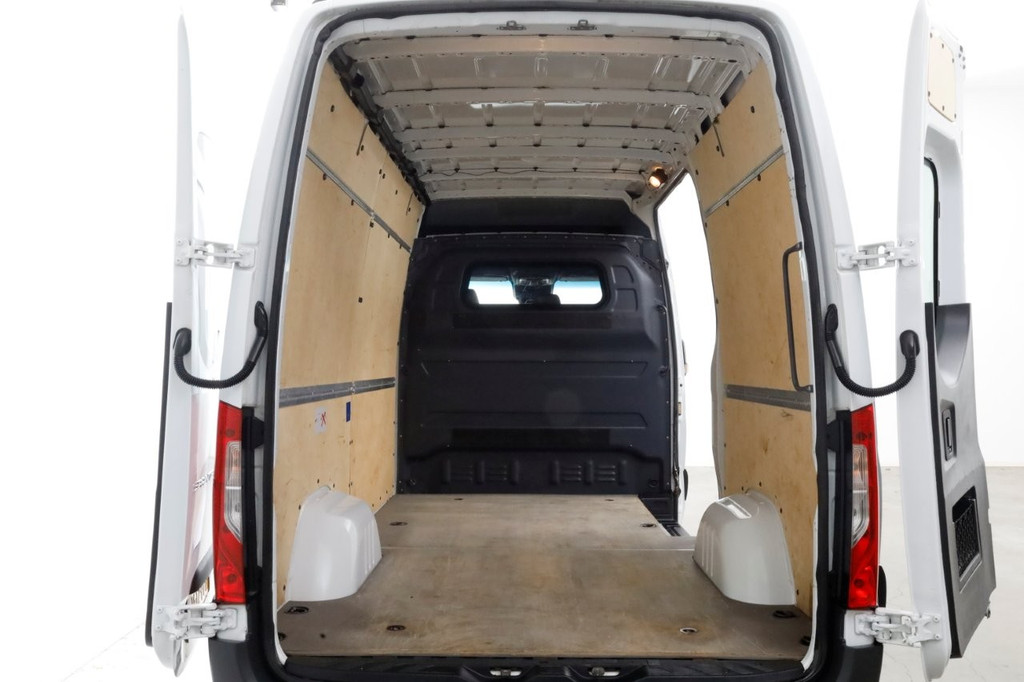 Mercedes-Benz Sprinter 319 CDI 3.0 V6 190pk L2H2 7G Automaat LED/Airco/Trekhaak 3500kg 10-2021 5