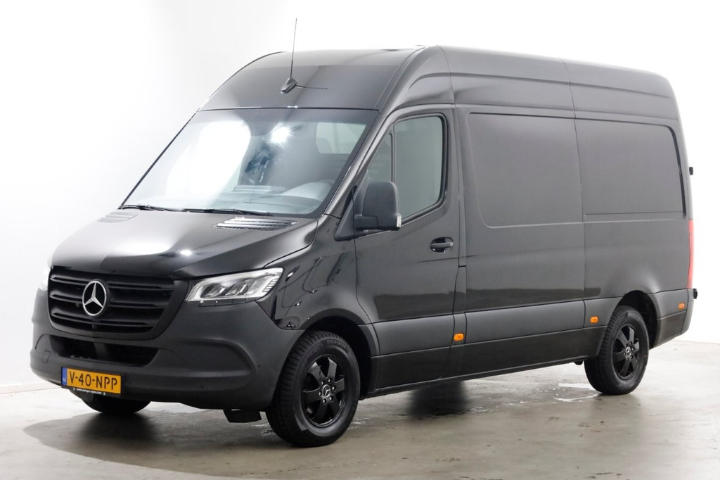 Mercedes-Benz Sprinter 319 CDI 3.0 V6 190pk L2H2 7G Automaat LED/Inrichting/Trekhaak 3500kg 07-2019 10