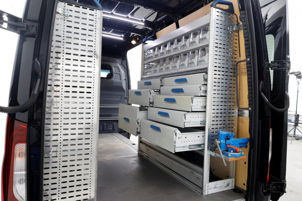 Mercedes-Benz Sprinter 319 CDI 3.0 V6 190pk L2H2 7G Automaat LED/Inrichting/Trekhaak 3500kg 07-2019 7