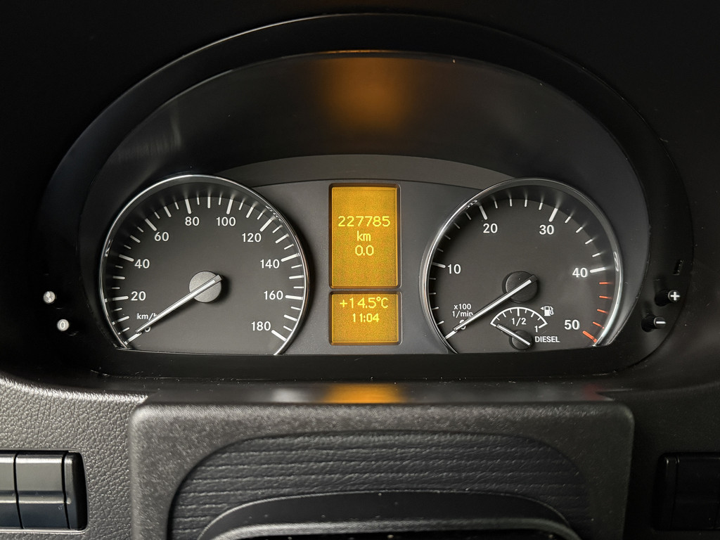 Mercedes-Benz Sprinter 319CDI 3.0V6 Automaat L2H2 Euro 6 | Led | Trekhaak | Airco | Cruise | Betimmering | Camera 9