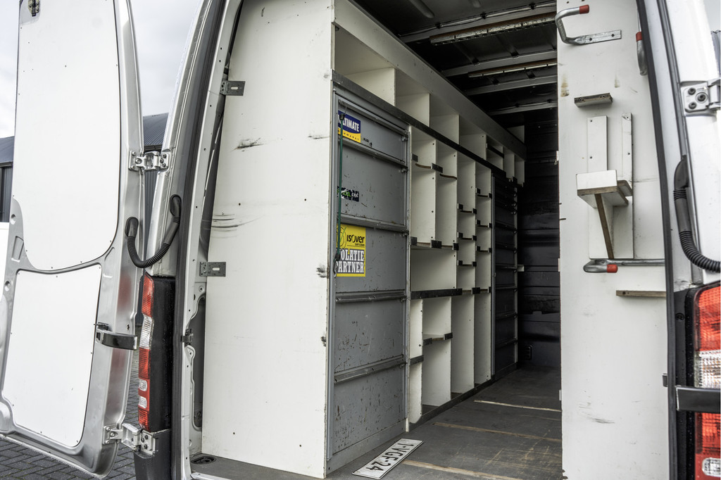 Mercedes-Benz Sprinter 319 CDI 3.0 V6 L2H2 | Automaat | Inrichting | PDC | Camera | Cruise | Airco 11