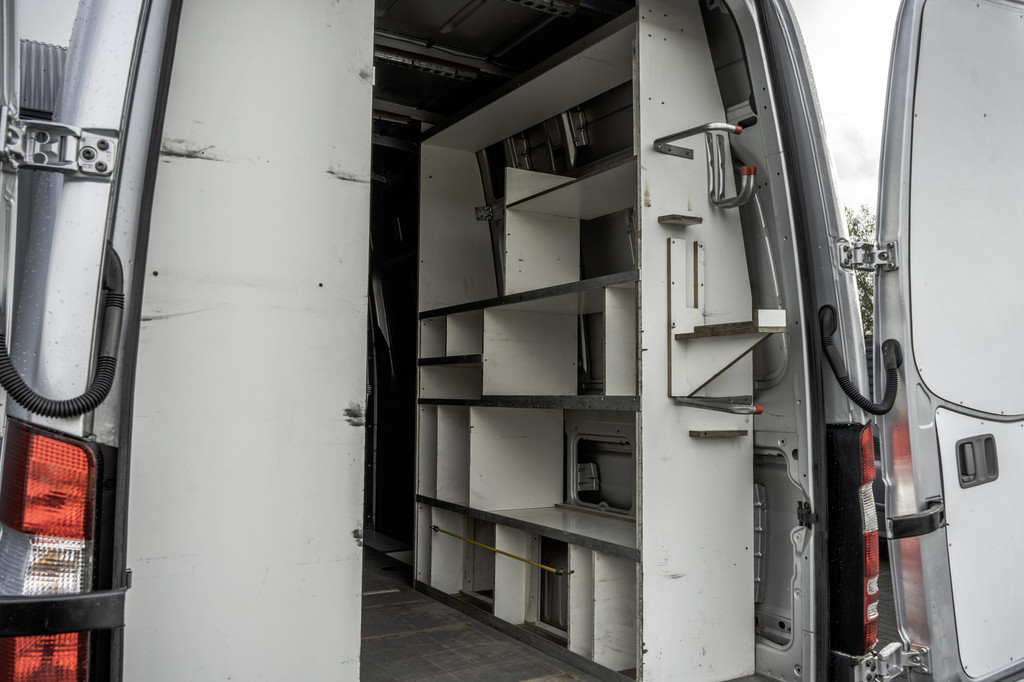Mercedes-Benz Sprinter 319 CDI 3.0 V6 L2H2 | Automaat | Inrichting | PDC | Camera | Cruise | Airco 12