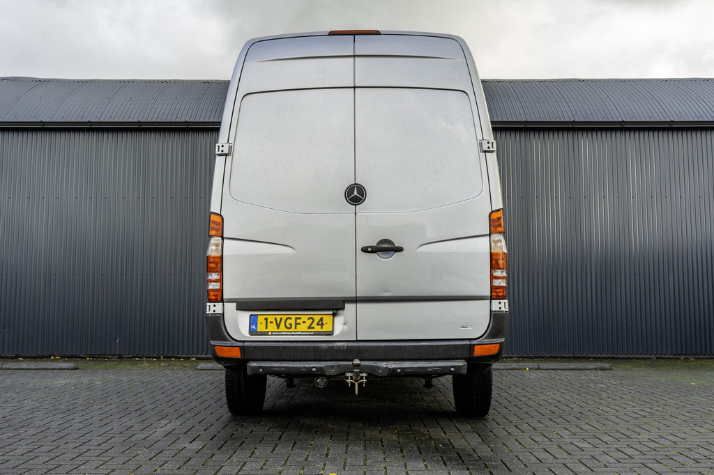 Mercedes-Benz Sprinter 319 CDI 3.0 V6 L2H2 | Automaat | Inrichting | PDC | Camera | Cruise | Airco 8