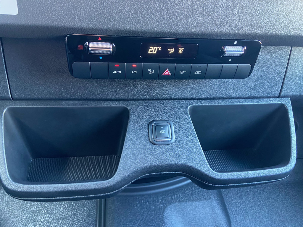 Mercedes-Benz Sprinter 319 CDI L2H1 Elec. Schuifdeur | 360° Camera | DIStronic | LED | Betimmering 18
