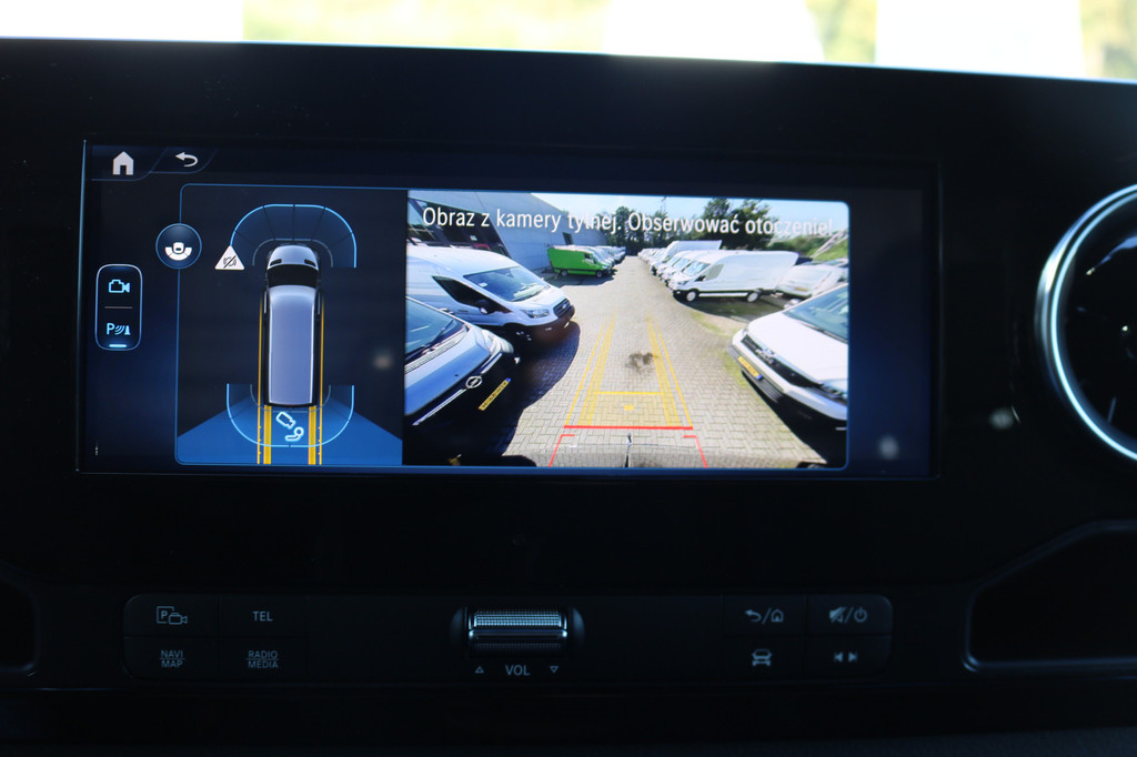 Mercedes-Benz Sprinter 319 CDI L2 H2 Airco Navigatie 3.5T Trekhaak 360 graden Camera Adapt. Cruise 21