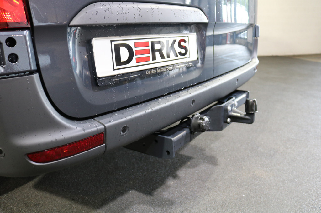 Mercedes-Benz Sprinter 319 CDI L2 H2 Airco Navigatie 3.5T Trekhaak Camera Adap. Cruise 17