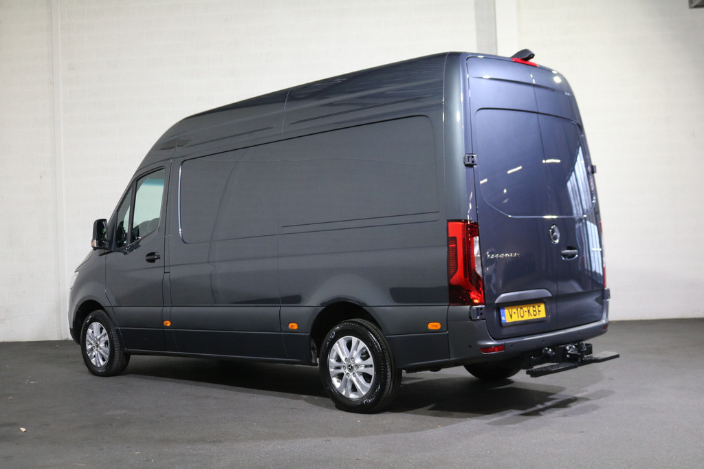 Mercedes-Benz Sprinter 319 CDI L2 H2 Automaat Navigatie Leer 360 Camera 3.5T Trekhaak 7