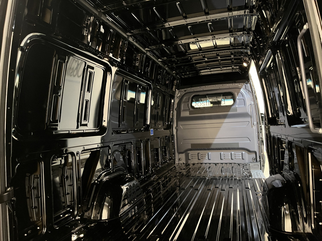 Mercedes-Benz Sprinter 319 CDI L3H2 RWD Automaat / 3.500 KG Trekgewicht / Euro 6 / LED / Airco / CarPlay / Cruise Control Adap. / Camera / Navigatie / 172 KM !!! 15