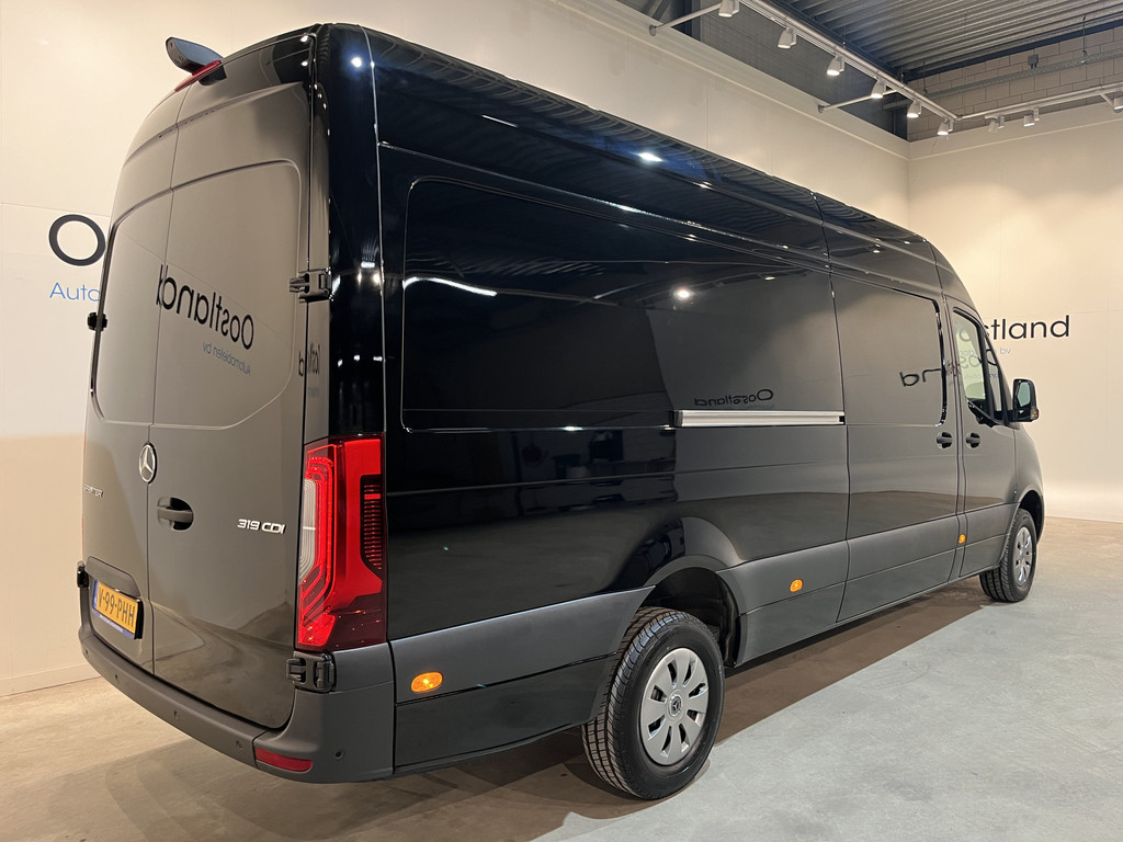 Mercedes-Benz Sprinter 319 CDI L3H2 RWD Automaat / 3.500 KG Trekgewicht / Euro 6 / LED / Airco / CarPlay / Cruise Control Adap. / Camera / Navigatie / 172 KM !!! 18