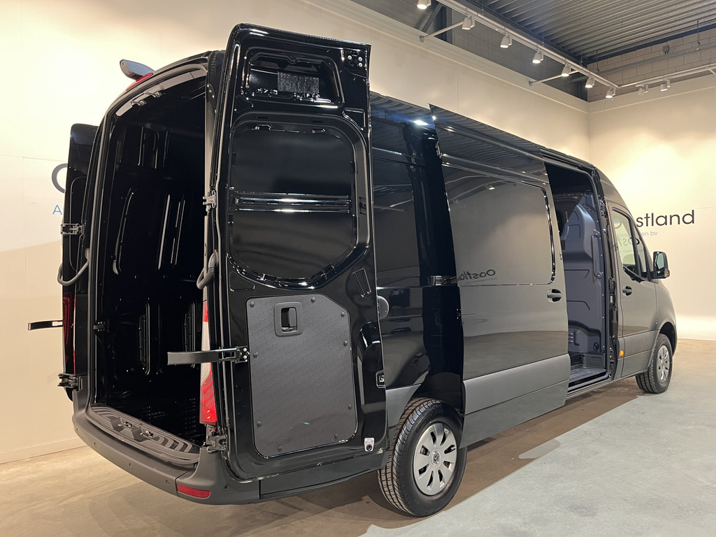 Mercedes-Benz Sprinter 319 CDI L3H2 RWD Automaat / 3.500 KG Trekgewicht / Euro 6 / LED / Airco / CarPlay / Cruise Control Adap. / Camera / Navigatie / 172 KM !!! 2