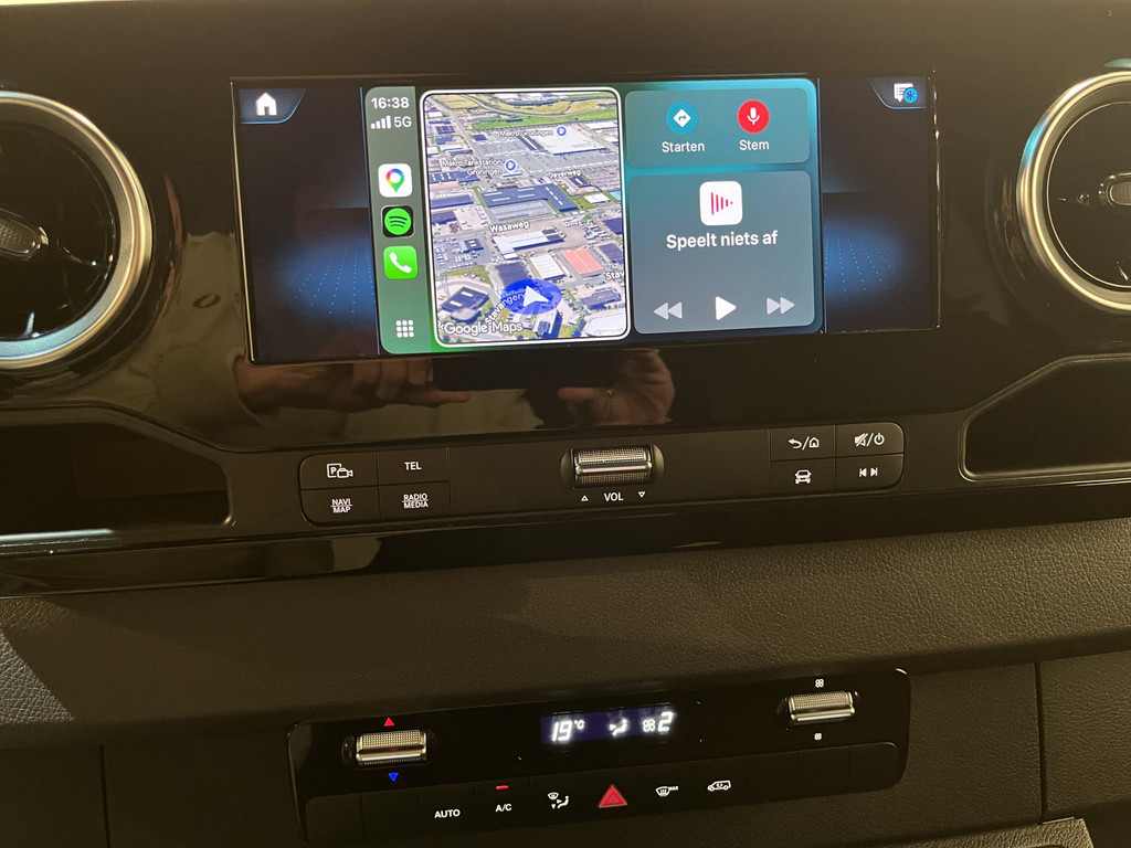 Mercedes-Benz Sprinter 319 CDI L3H2 RWD Automaat / 3.500 KG Trekgewicht / Euro 6 / LED / Airco / CarPlay / Cruise Control Adap. / Camera / Navigatie / 172 KM !!! 9