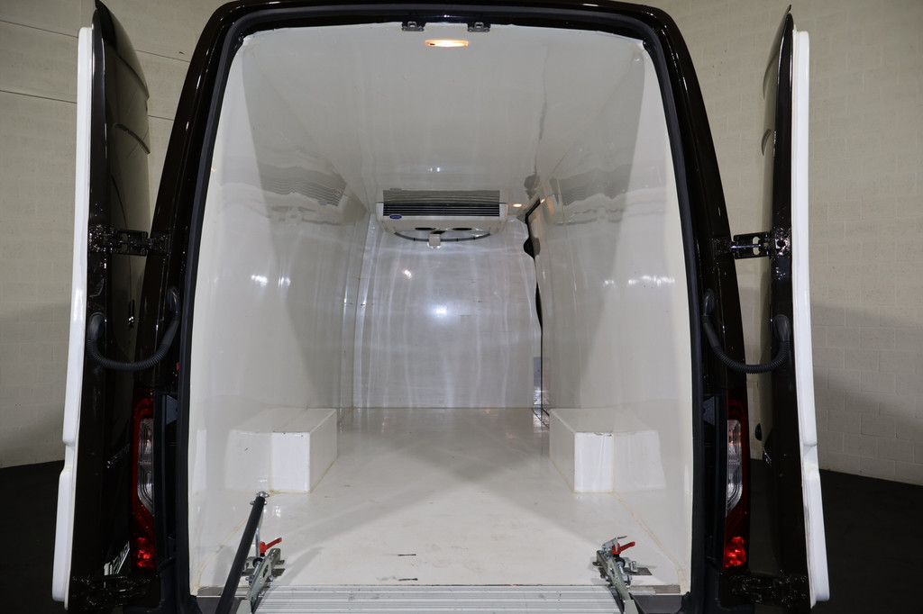 Mercedes-Benz Sprinter 319 CDI L4 H2 Koelwagen Vrieswagen Dag en Nacht 14