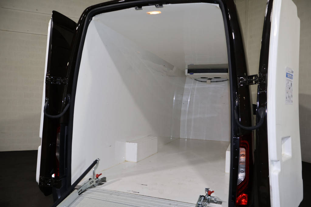 Mercedes-Benz Sprinter 319 CDI L4 H2 Koelwagen Vrieswagen Dag en Nacht 15