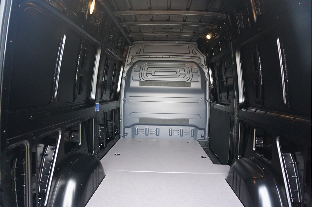 Mercedes-Benz Sprinter 319CDI Select L2H2 BPM VRIJ!! 10.25 Mbux, ACC, LED, 17 LM!! NR. 653 7