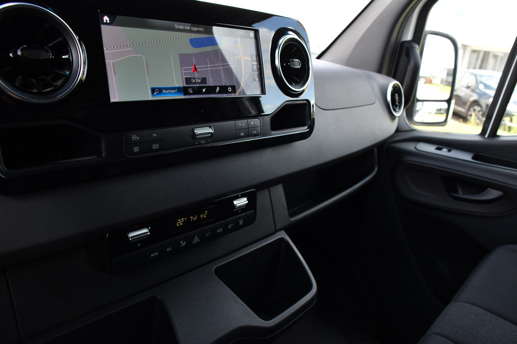 Mercedes-Benz Sprinter 319 V6 3.0 CDI L2H1 PB Edition 360 Camera, carplay, Standkachel, LED, Multimedia, Sensoren, Automaat, Trekhaak, Uniek! 20