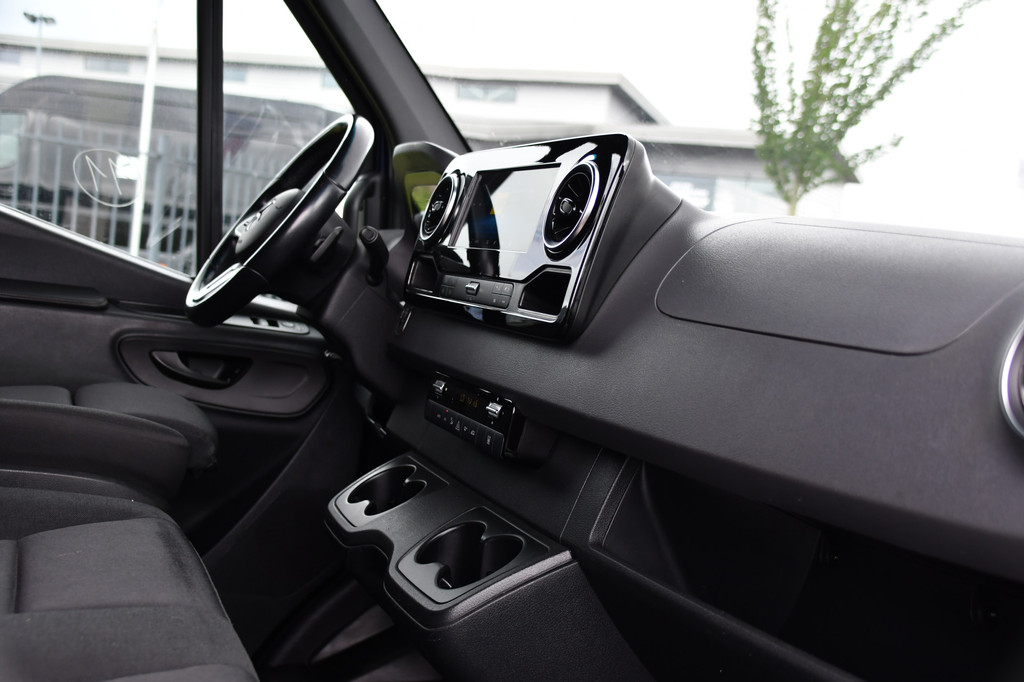 Mercedes-Benz Sprinter 319 V6 3.0 CDI L2H1 PB Edition Adapteive Cruise, 360 Camera, Carplay, LED, 10,5 Mbux, LED, Sensoren, Trekhaak, Multimedia, Uniek! 12