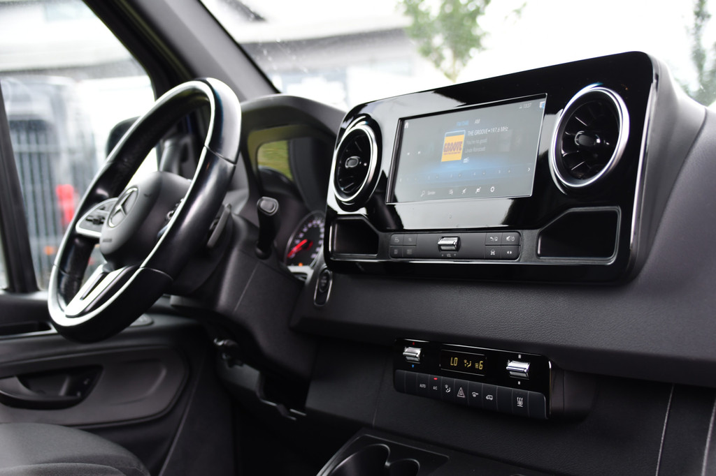 Mercedes-Benz Sprinter 319 V6 3.0 CDI L2H1 PB Edition Adapteive Cruise, 360 Camera, Carplay, LED, 10,5 Mbux, LED, Sensoren, Trekhaak, Multimedia, Uniek! 13