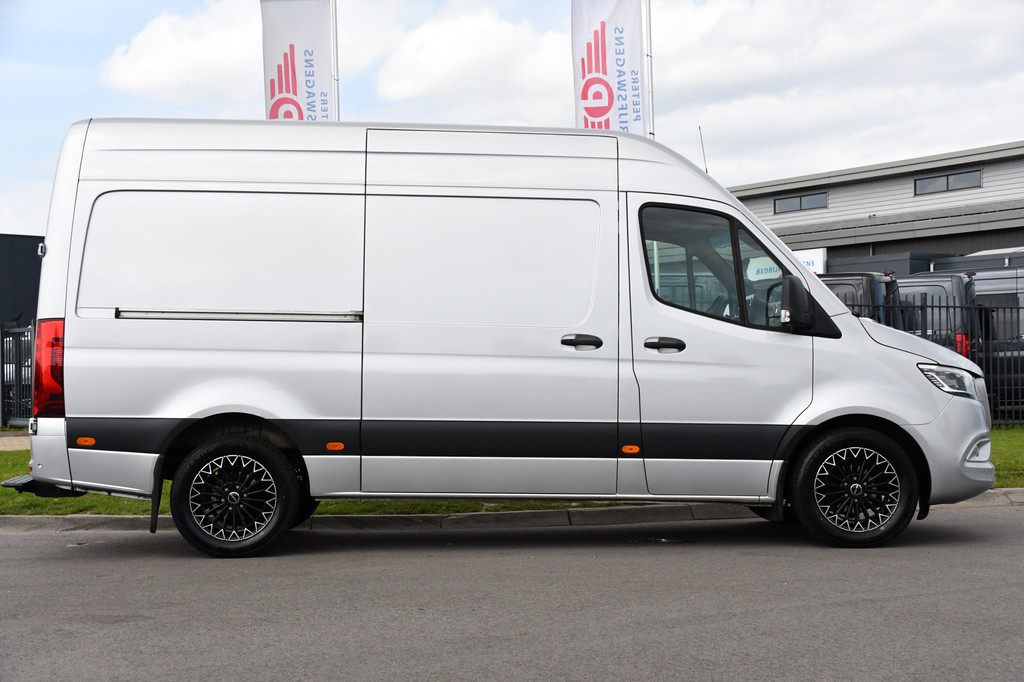 Mercedes-Benz Sprinter 319 V6 3.0 CDI L2H2 PB Edition 360 Camera, Camera, Carplay, LED, Leder, 10,5 Mbux, Standkachel, Trekhaak, Uniek! 10