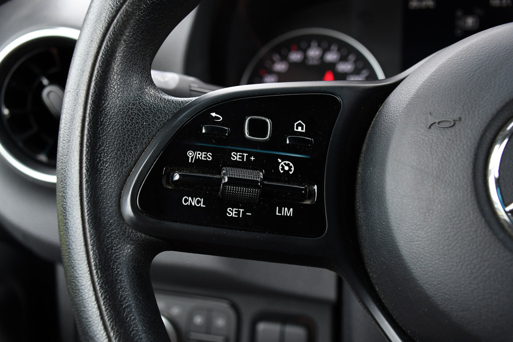 Mercedes-Benz Sprinter 319 V6 3.0 CDI L2H2 PB Edition 360 Camera, Camera, Carplay, LED, Leder, 10,5 Mbux, Standkachel, Trekhaak, Uniek! 17