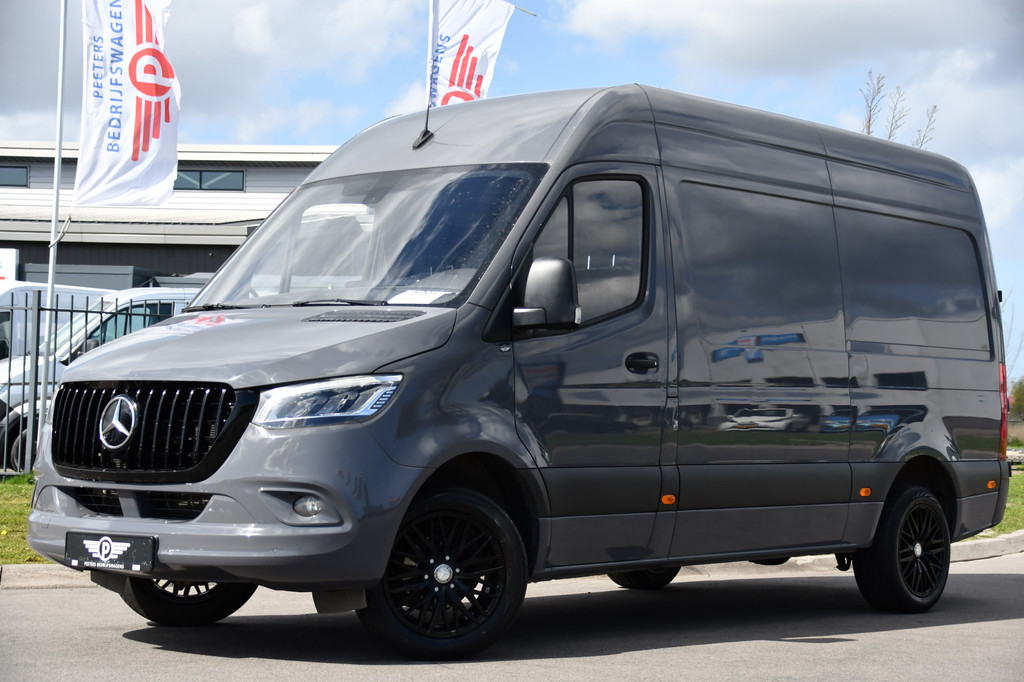 Mercedes-Benz Sprinter 319 V6 3.0 CDI L2H2 PB Edition Camera, Cruise, Carplay, 10,5 Mbux, LED, Sensoren, 190pk, Uniek! Automaat, Uniek! 4