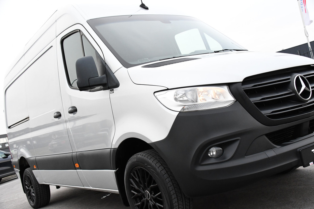 Mercedes-Benz Sprinter 319 V6 3.0 CDI L2H2 PB Edition Camera, Cruise, Stoelverwarming, 190pk, Standkachel, Airco, Uniek! 18