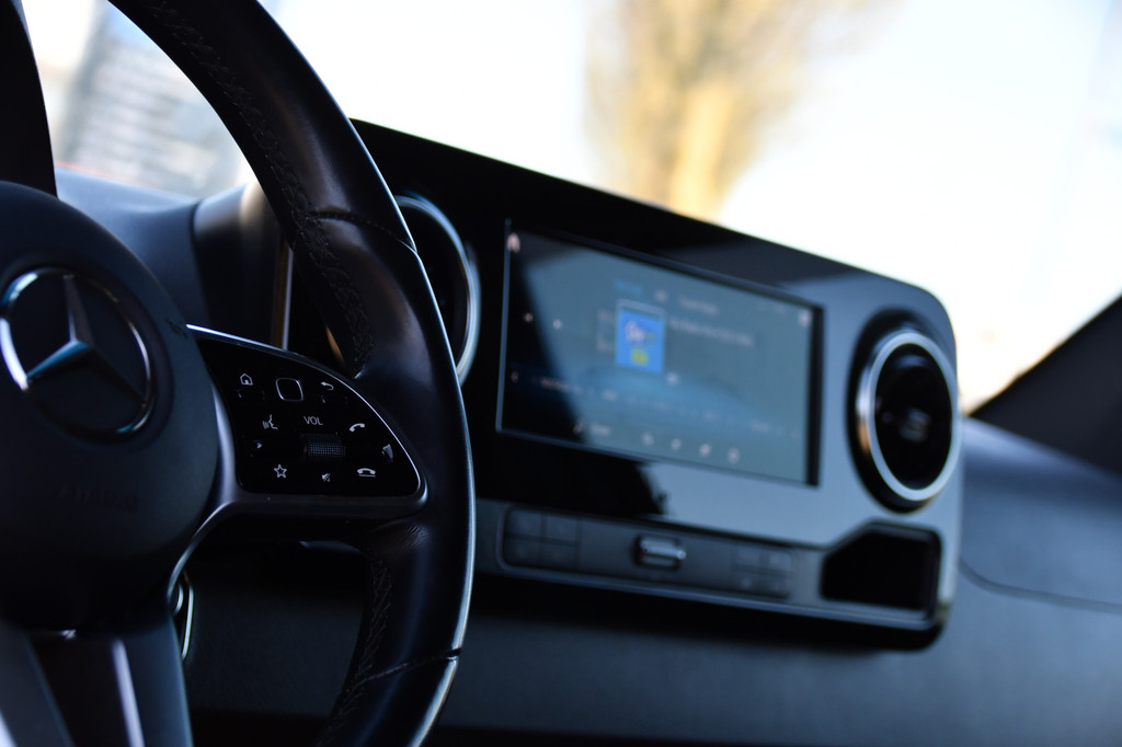 Mercedes-Benz Sprinter 319 V6 3.0 CDI L2H2 PB Edition MARGE! Adaptieve Cruise, Camera, Carplay, 190pk, LED, Stoelverwarming, Multimedia, Automaat, Uniek! 12