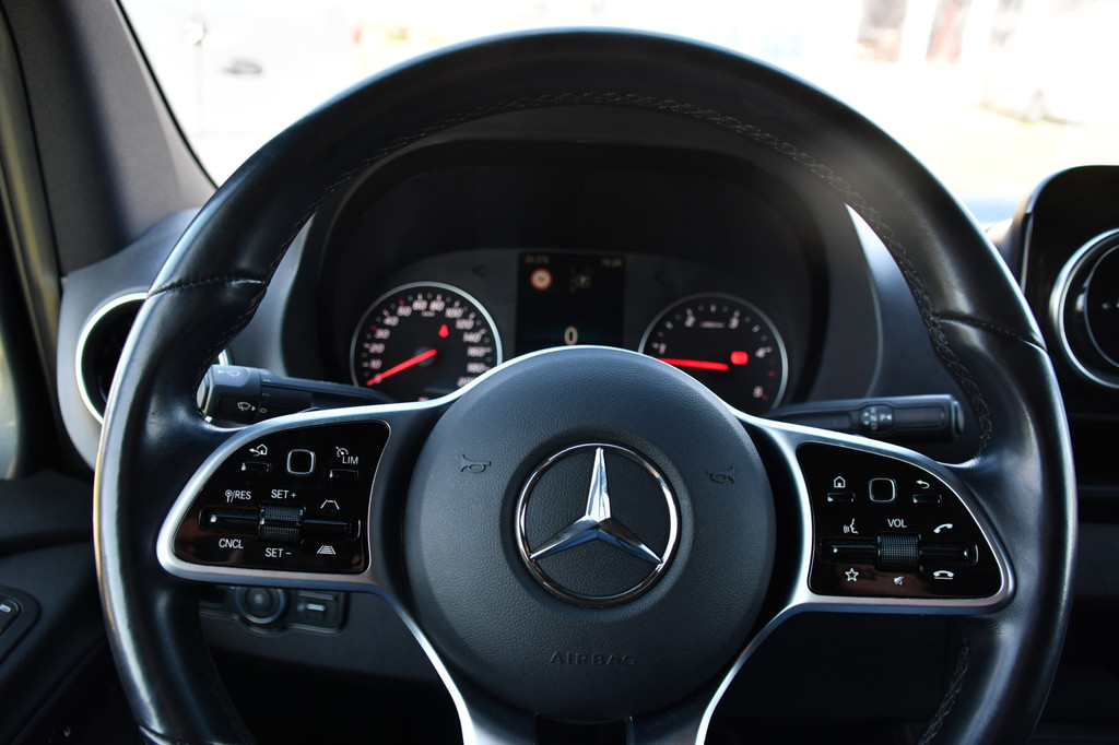 Mercedes-Benz Sprinter 319 V6 3.0 CDI L2H2 PB Edition MARGE! Adaptieve Cruise, Camera, Carplay, 190pk, LED, Stoelverwarming, Multimedia, Automaat, Uniek! 13