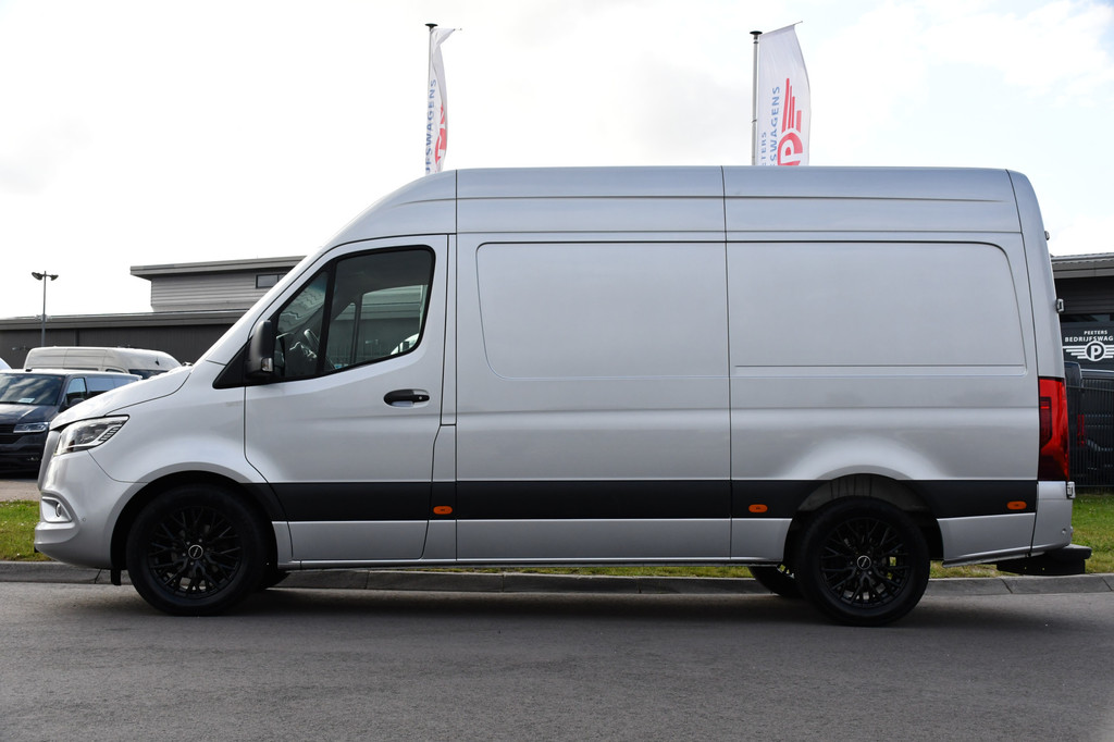 Mercedes-Benz Sprinter 319 V6 3.0 CDI L2H2 PB Edition Marge! 360 Camera, Cruise, Carplay, 3500kg Trekhaak, 10,5 Mbux, LED, Stoelverwarming, 360 Sensoren, Uniek! 10