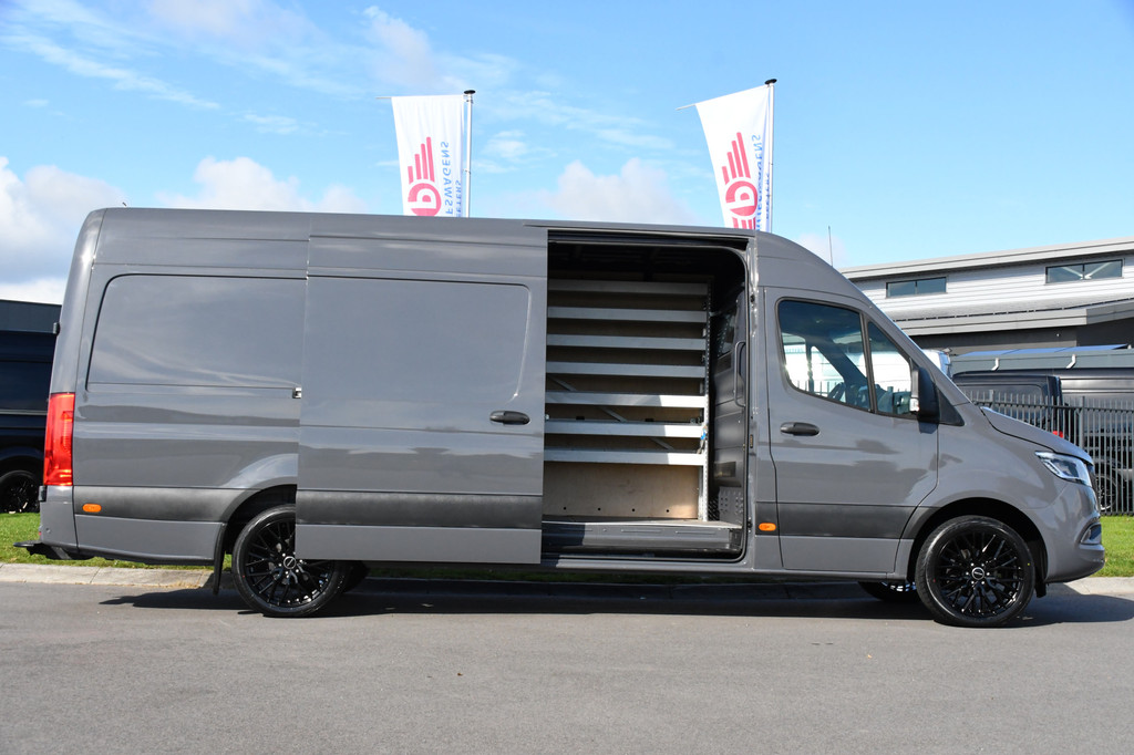 Mercedes-Benz Sprinter 319 V6 3.0 CDI L3H2 PB Edition Adaptieve Cruise, 360 Camera, 10,5 Mbux, LED, 3500kg Trekhaak, Automaat, Stoelverwarming, Sensoren, Uniek! 11