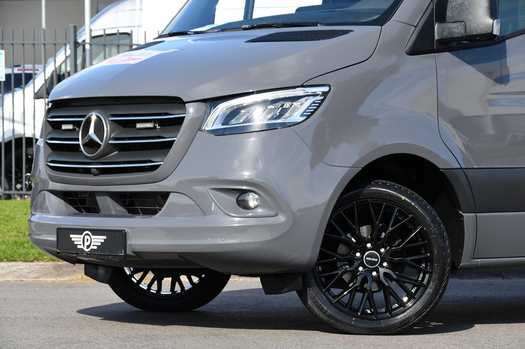 Mercedes-Benz Sprinter 319 V6 3.0 CDI L3H2 PB Edition Adaptieve Cruise, 360 Camera, 10,5 Mbux, LED, 3500kg Trekhaak, Automaat, Stoelverwarming, Sensoren, Uniek! 7