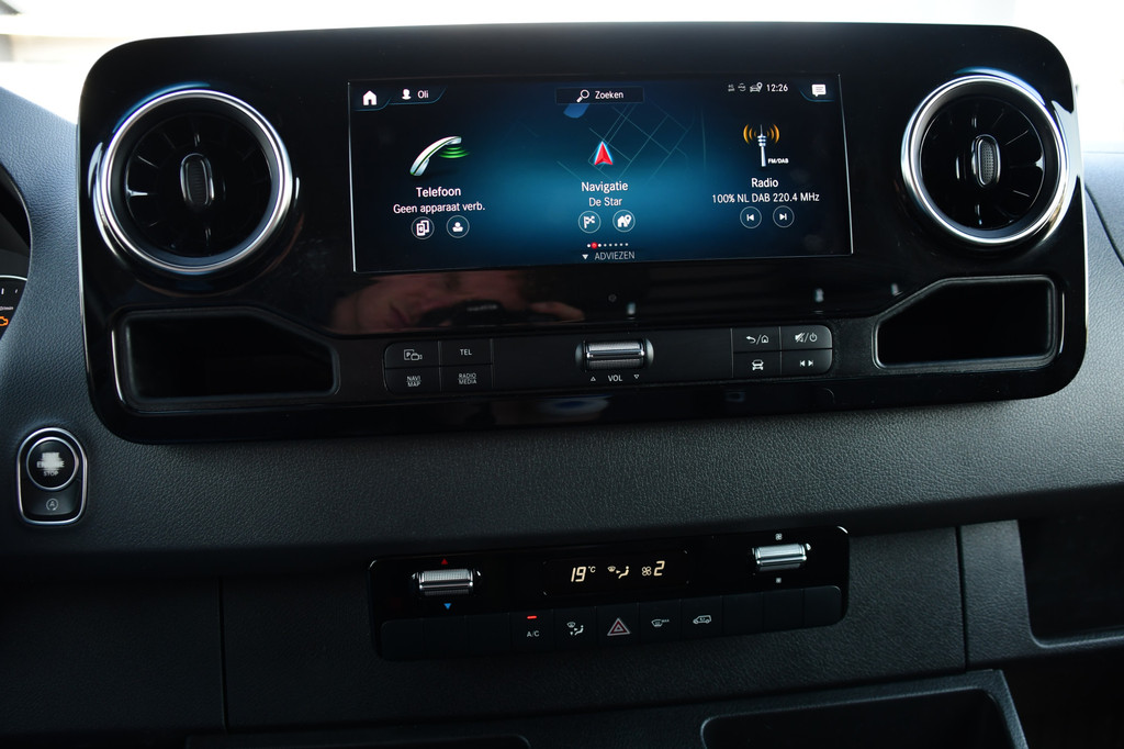 Mercedes-Benz Sprinter 319 V6 3.0 CDI L3H2 PB Edition Adaptieve Cruise, 360 Camera, Carplay, LED, Stoelverwarming, Multimedia, 10,5 Mbux, 20