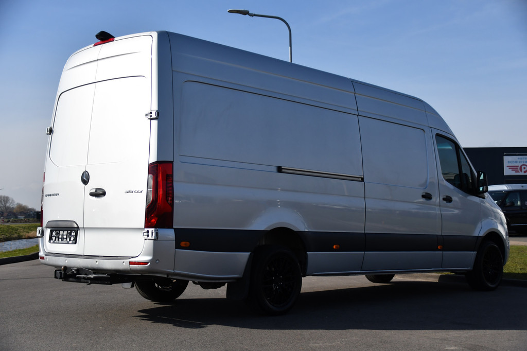 Mercedes-Benz Sprinter 319 V6 3.0 CDI L3H2 PB Edition Adaptieve Cruise, 360 Camera, Carplay, LED, Stoelverwarming, Multimedia, 10,5 Mbux, 6