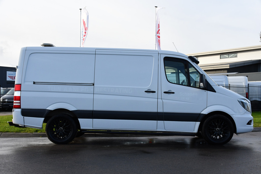 Mercedes-Benz Sprinter 416 2.2 CDI L2H1 PB Edition Camera, Cruise, 3500kg Trekhaak, Airco, 164pk, Uniek! 10