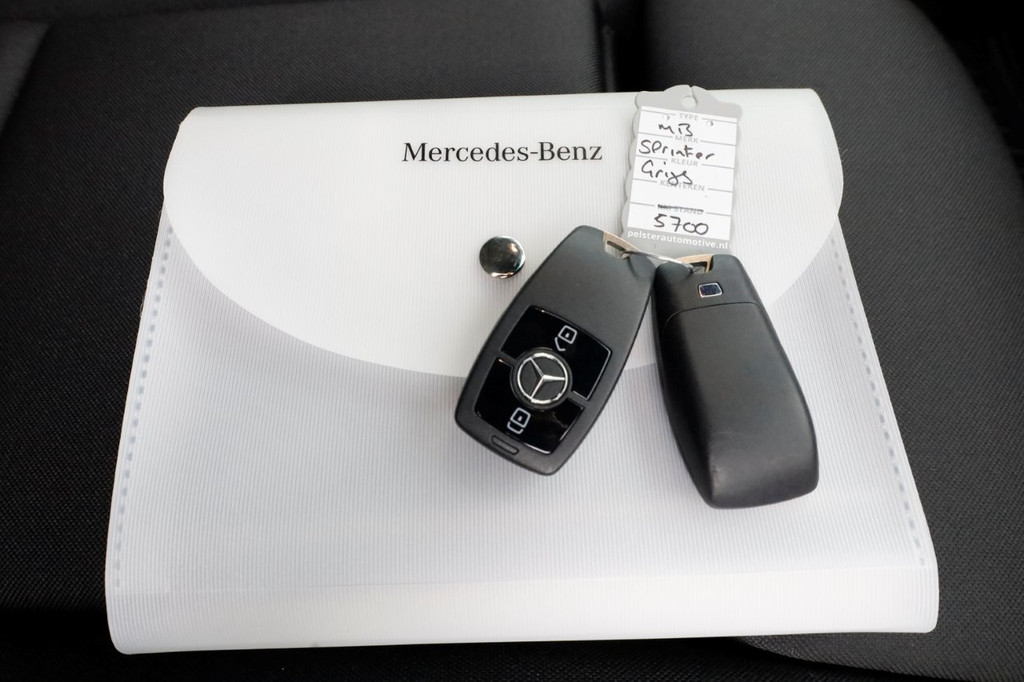 Mercedes-Benz Sprinter 419 CDI 190pk L2H2 4x4 A4M 9G Automaat ACC/LED/Draaistoelen/360° Camera NIEUW 06-2024 8