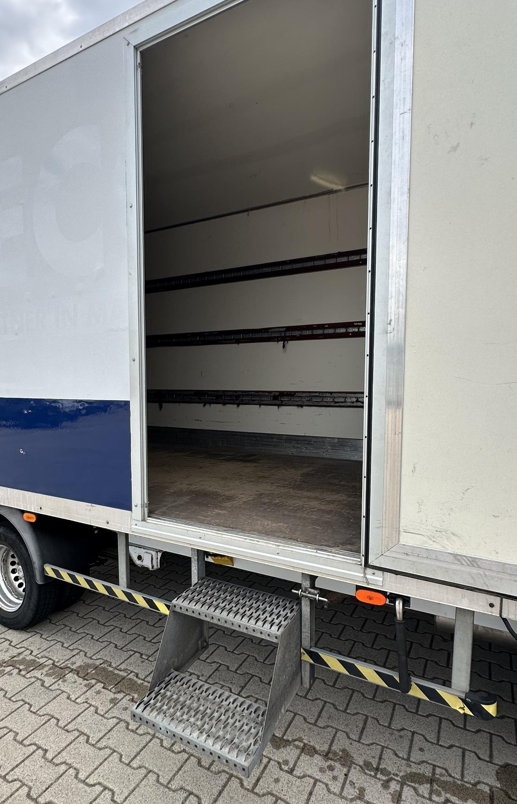 Mercedes-Benz Sprinter 513 2.2 CDI 432 bakwagen met laadklep Trekhaak 8